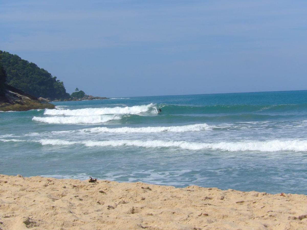 Suite Som Do Mar Da Vermelha Do Centro Ubatuba Esterno foto